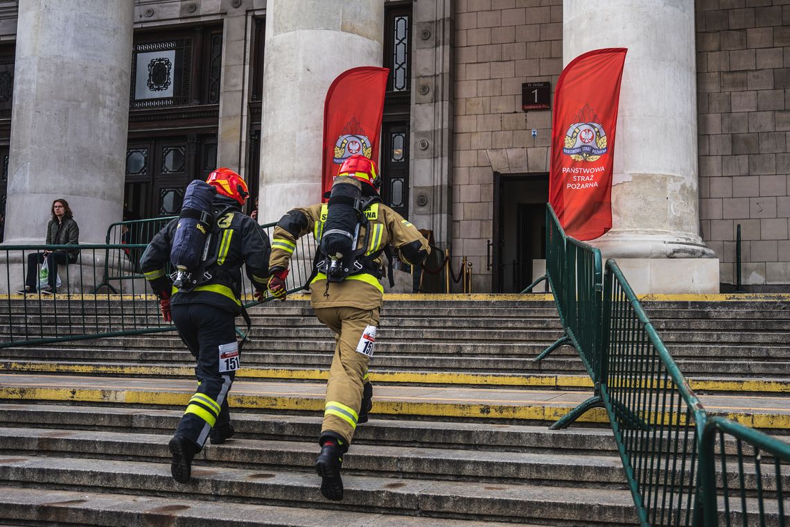 Oni to mają kondycję! O nietypowych mistrzostwach służb mundurowych