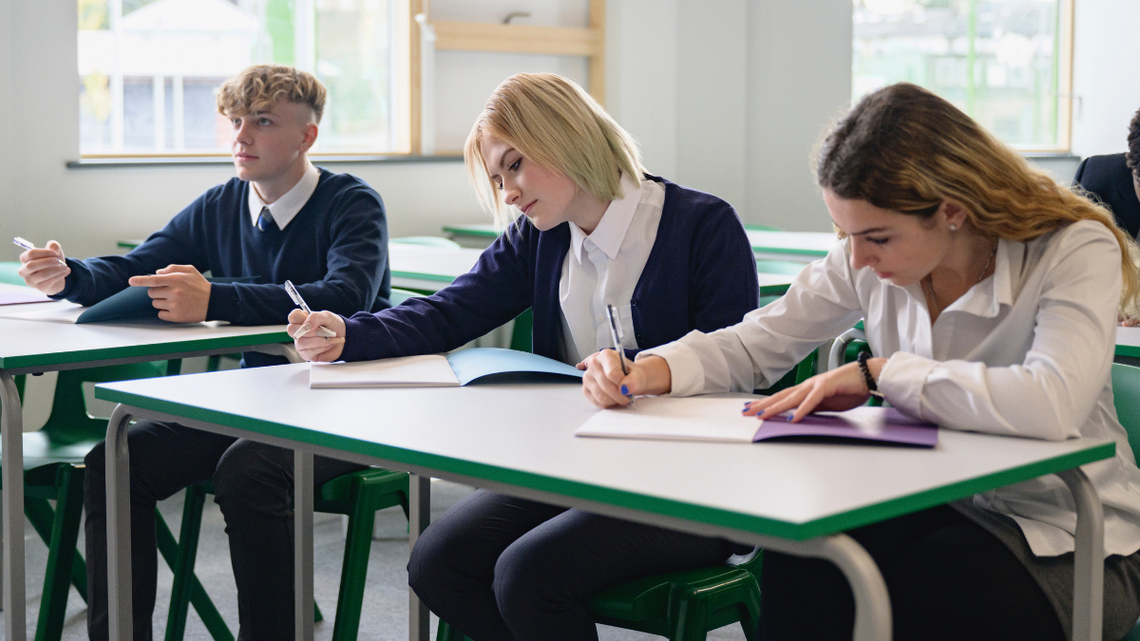 Ósmoklasiści i maturzyści nie muszą się bać zmian w ortografii