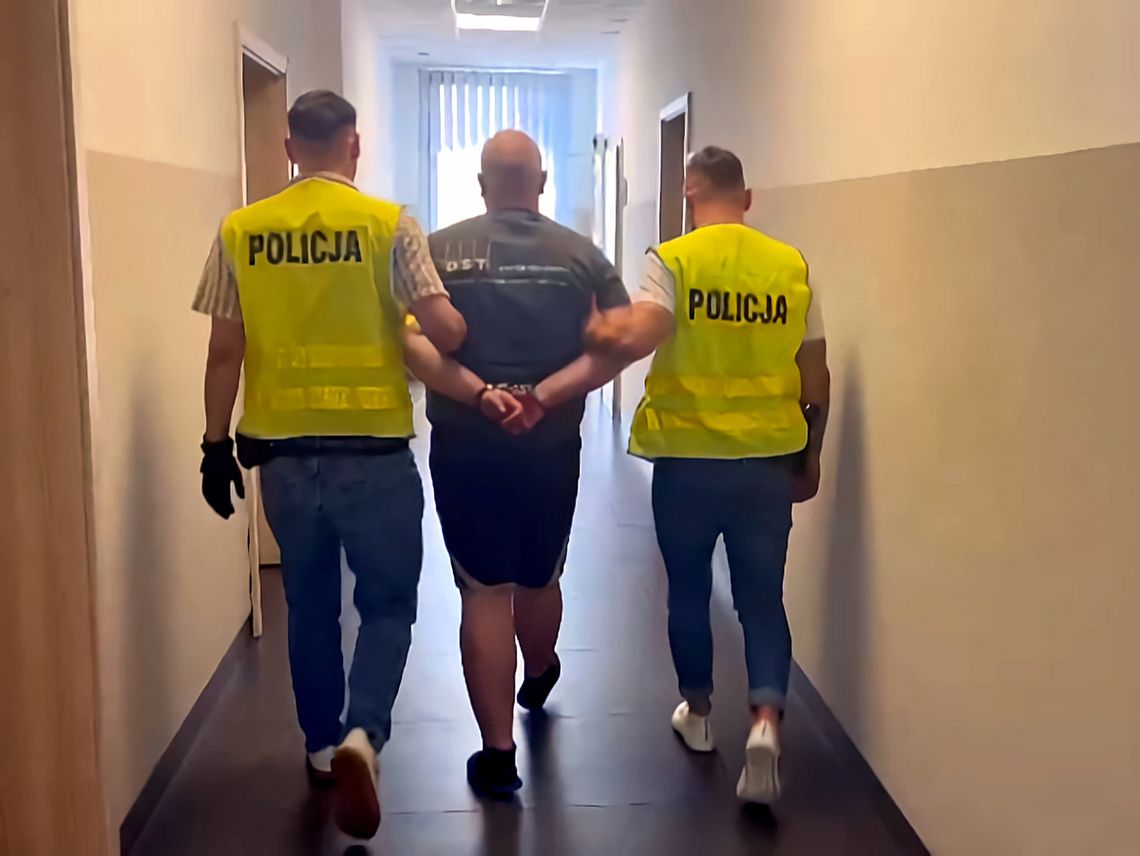 Pijani kamieniarze nie przyjęli mile policjantów. Wulgarnie wyzwał funkcjonariuszy