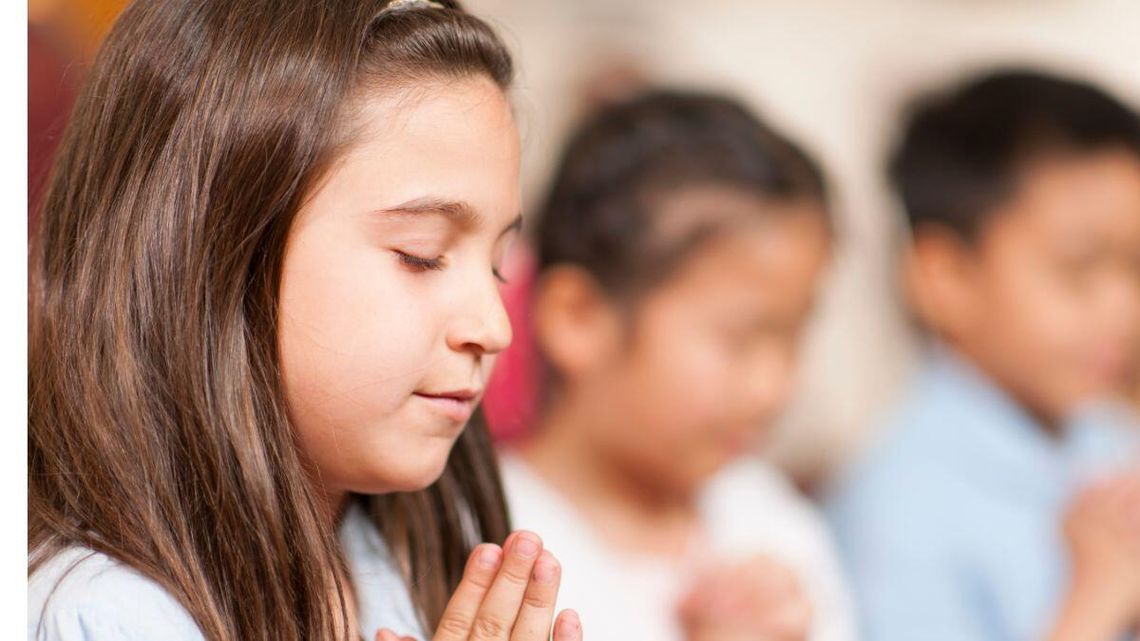 Skargi ślą do prezydenta. Protestują w obronie 2 lekcji religii w szkole