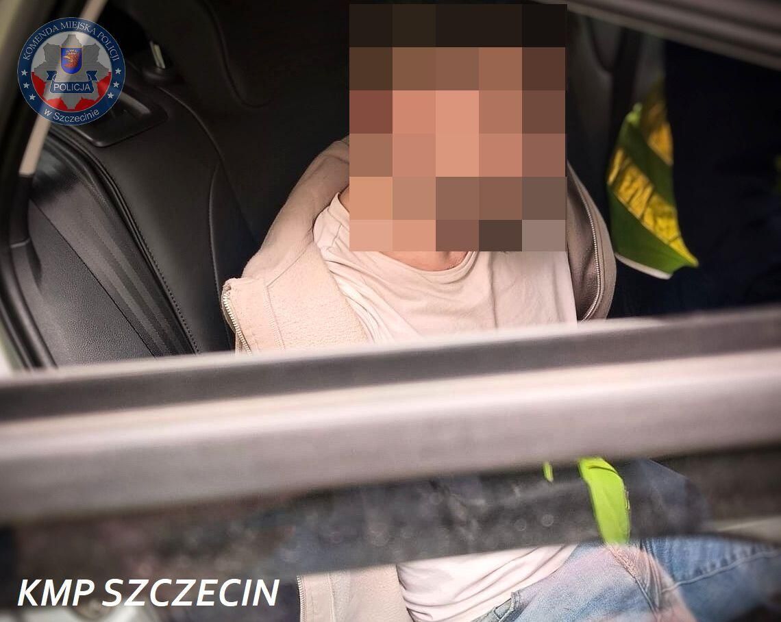 Policyjny pościg i pies tropiący w akcji. Kierowca trafił do aresztu