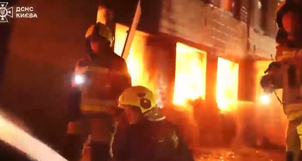 Zmiana nastrojów Polaków. Drastyczny spadek poparcia dla wysyłania broni Ukrainie Zmiana nastrojów Polaków. Drastyczny spadek poparcia dla wysyłania broni Ukrainie
