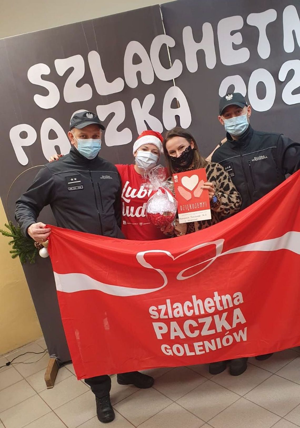 Służba więzienna i Szlachetna Paczka. Pomogli 8-osobowej rodzinie