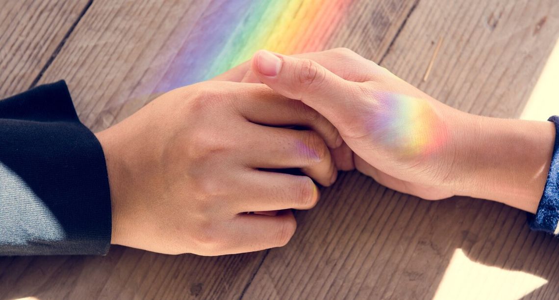 Transkrypcja zagranicznych aktów małżeństwa w Polsce. Ponad 200 par jednopłciowych już w rejestrze USC Transkrypcja zagranicznych aktów małżeństwa w Polsce. Ponad 200 par jednopłciowych już w rejestrze USC