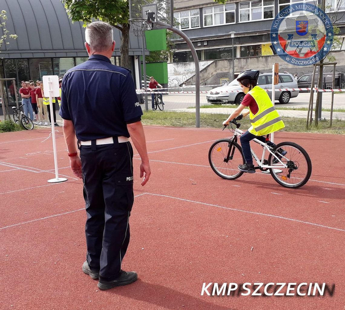 Przeprowadzili egzamin praktyczny na kartę rowerową