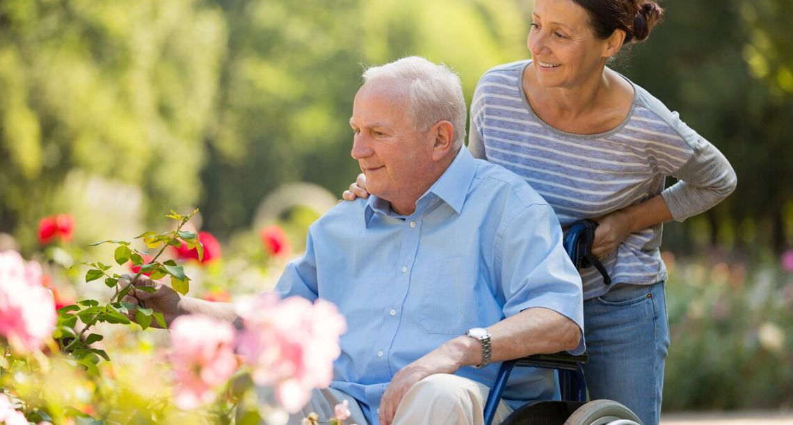 Seniorzy mają coraz większe kłopoty. Blokada wiz pogłębia kryzys Seniorzy mają coraz większe kłopoty. Blokada wiz pogłębia kryzys