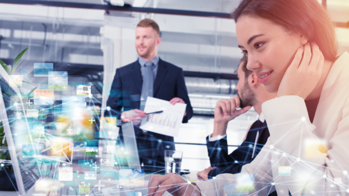 Światłowody oplotą Polskę. Potężne pieniądze czekają na inwestorów