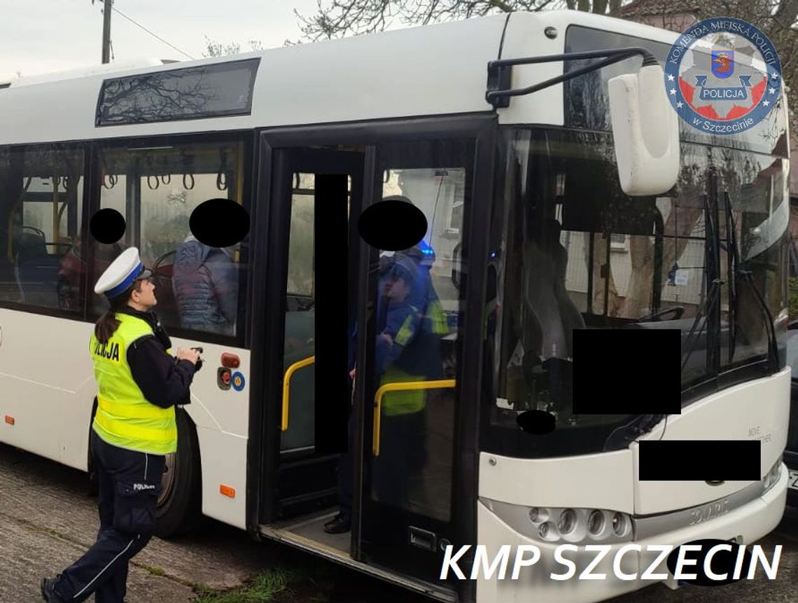 Taki był pijany, że zasnął za kierownicą autobusu