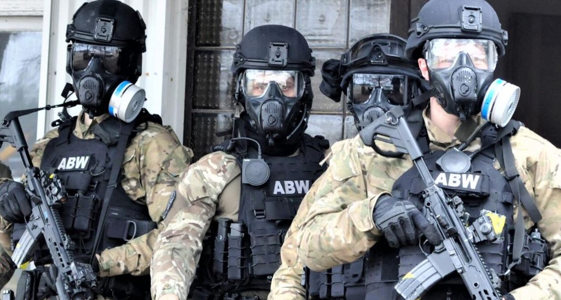 Rekordowo ilości chętnych do ABW. 300 zgłoszeń na jedną ofertę. Kuszą nie tylko zarobki Rekordowo ilości chętnych do ABW. 300 zgłoszeń na jedną ofertę. Kuszą nie tylko zarobki