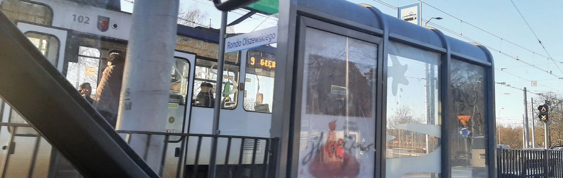 Tramwajem na święta? Sprawdź jak kursuje komunikacja miejska w wigilię, w czasie świąt