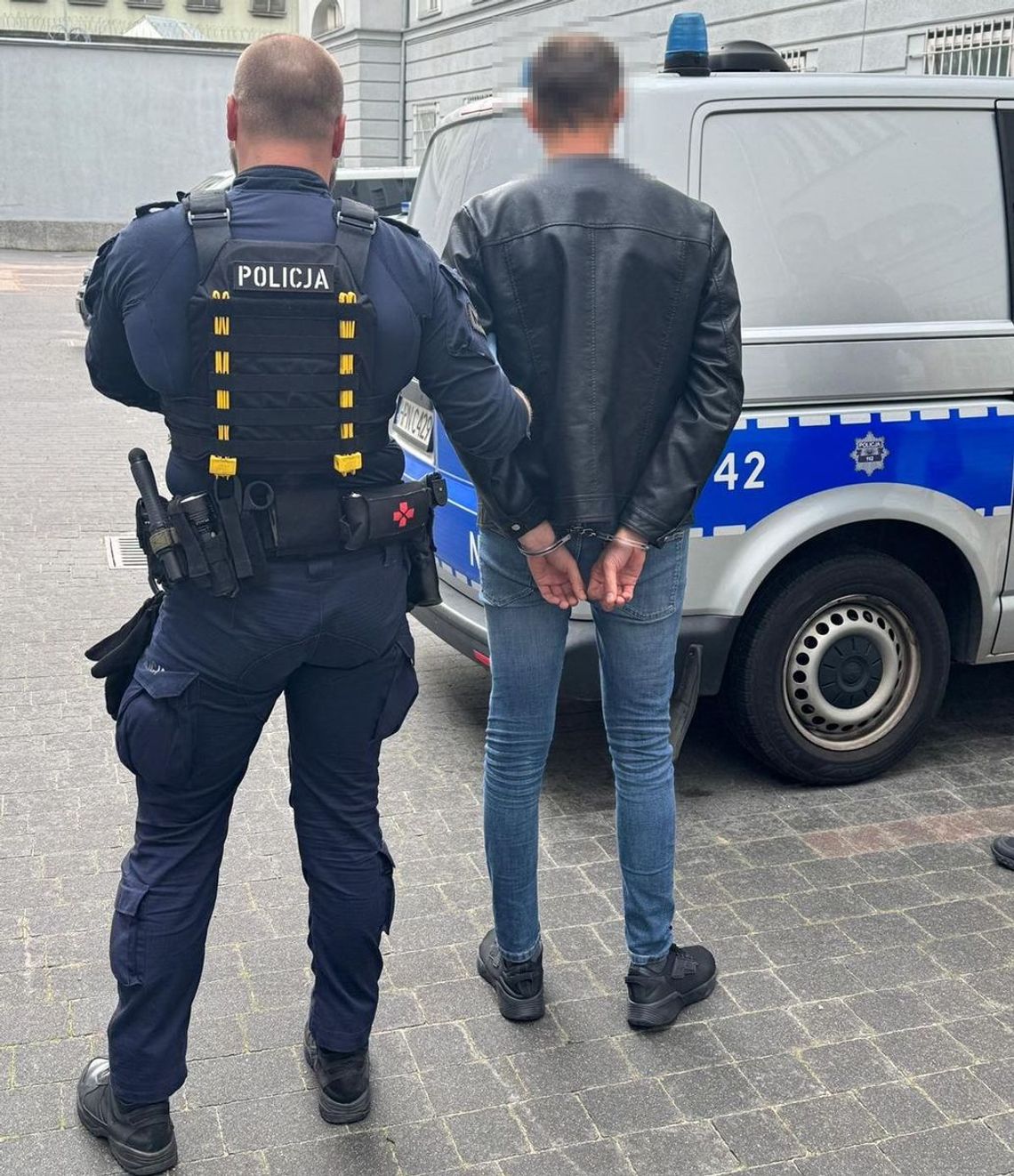 Zuchwała kradzież rozbójnicza powstrzymana przez ochronę i policję